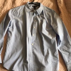 Gap Boyfriend Fit Button-Up